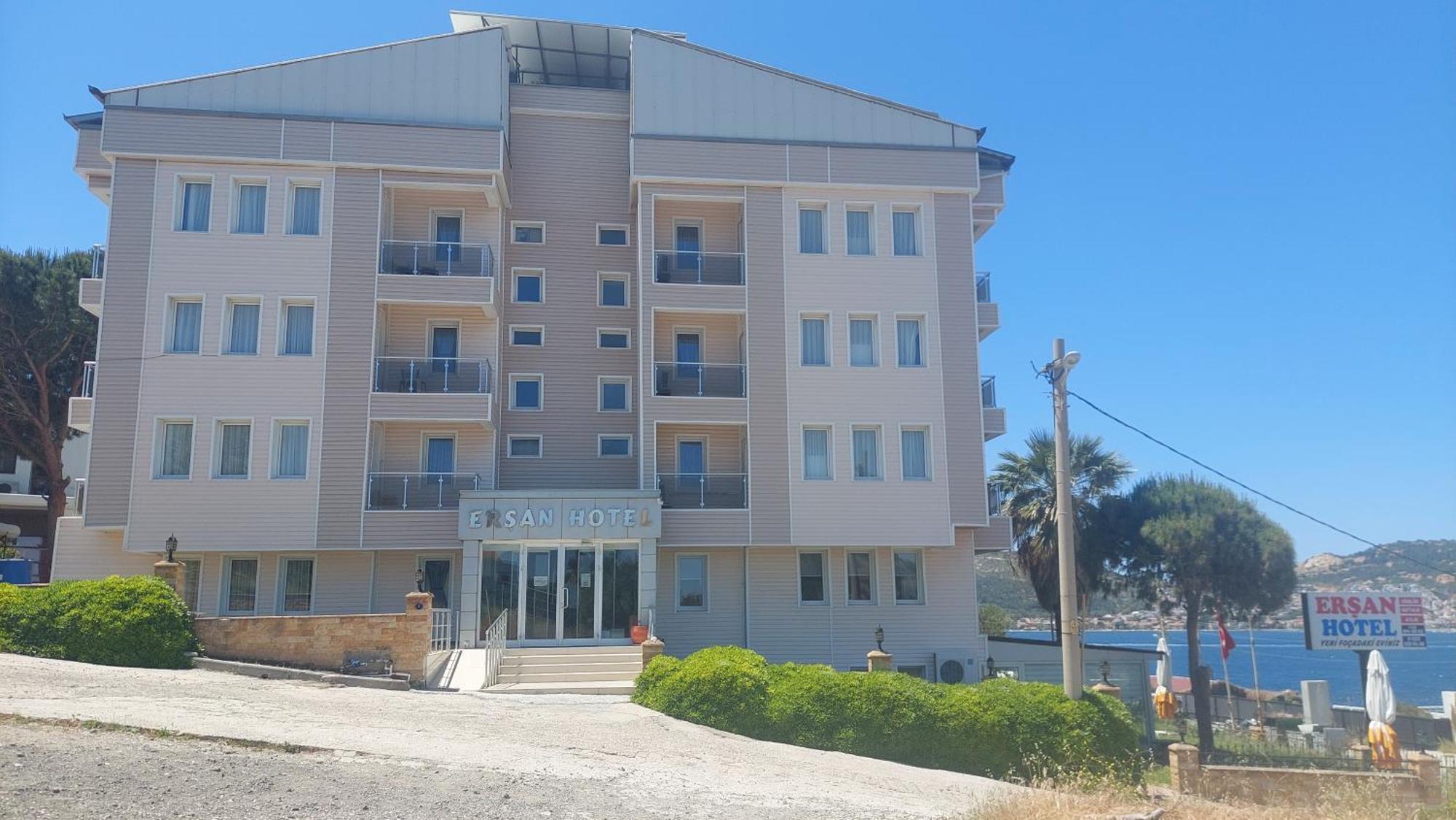 Yenifoca Ersan Hotel Eksteriør billede