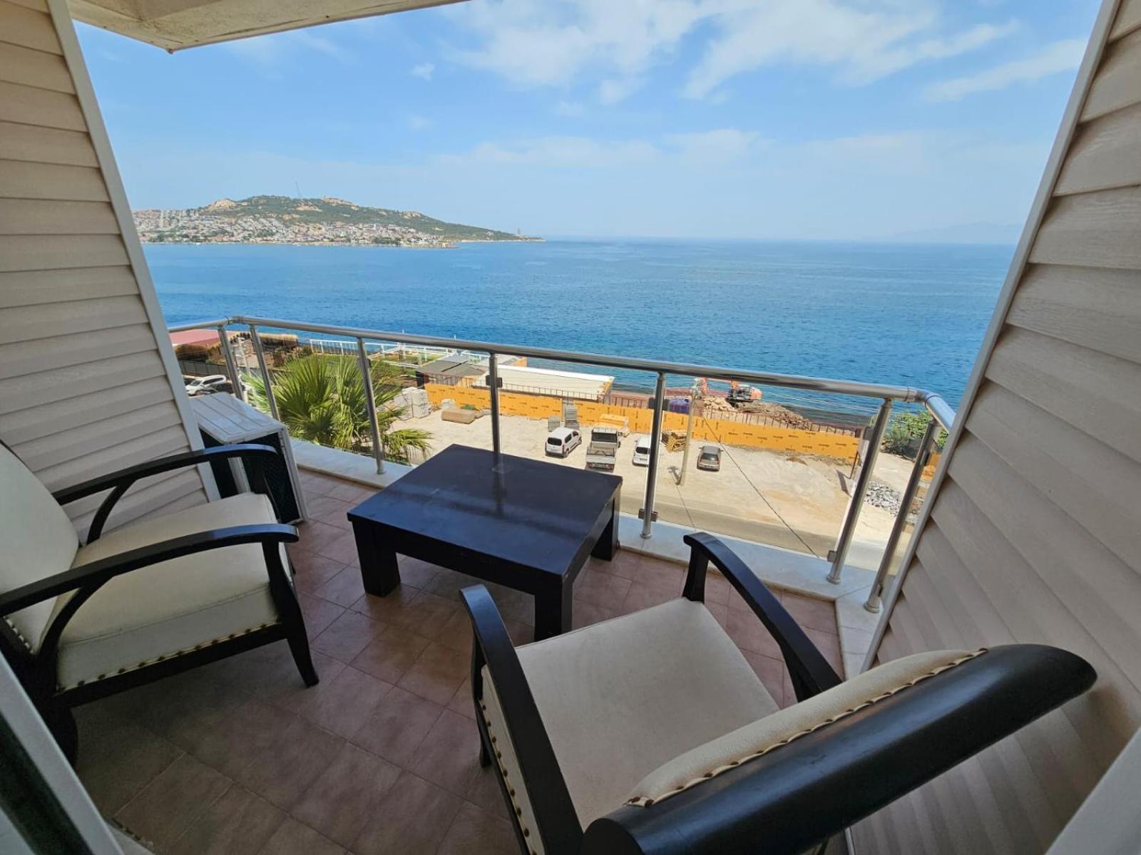 Yenifoca Ersan Hotel Eksteriør billede